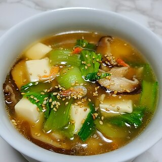 青梗菜と豆腐の中華スープ